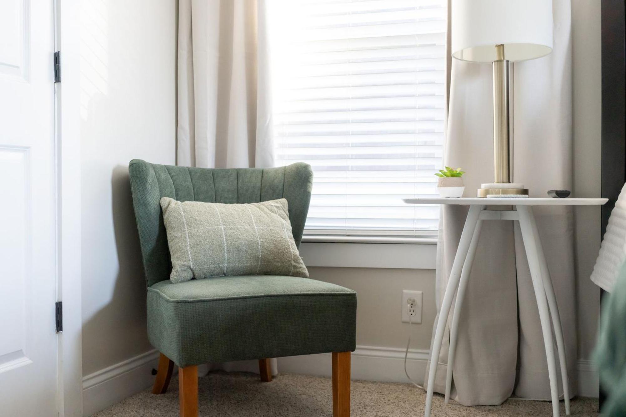 Downtown Wilmington Home ~ Pet Friendly エクステリア 写真