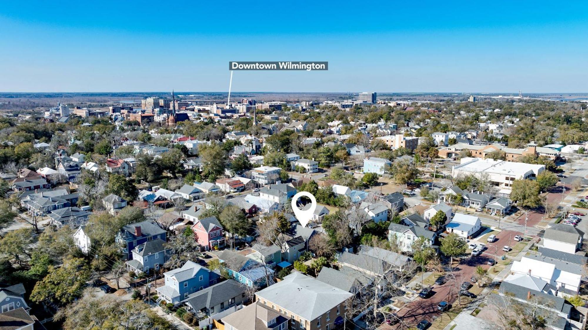Downtown Wilmington Home ~ Pet Friendly エクステリア 写真